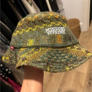 Missoni x Supreme bucket hat